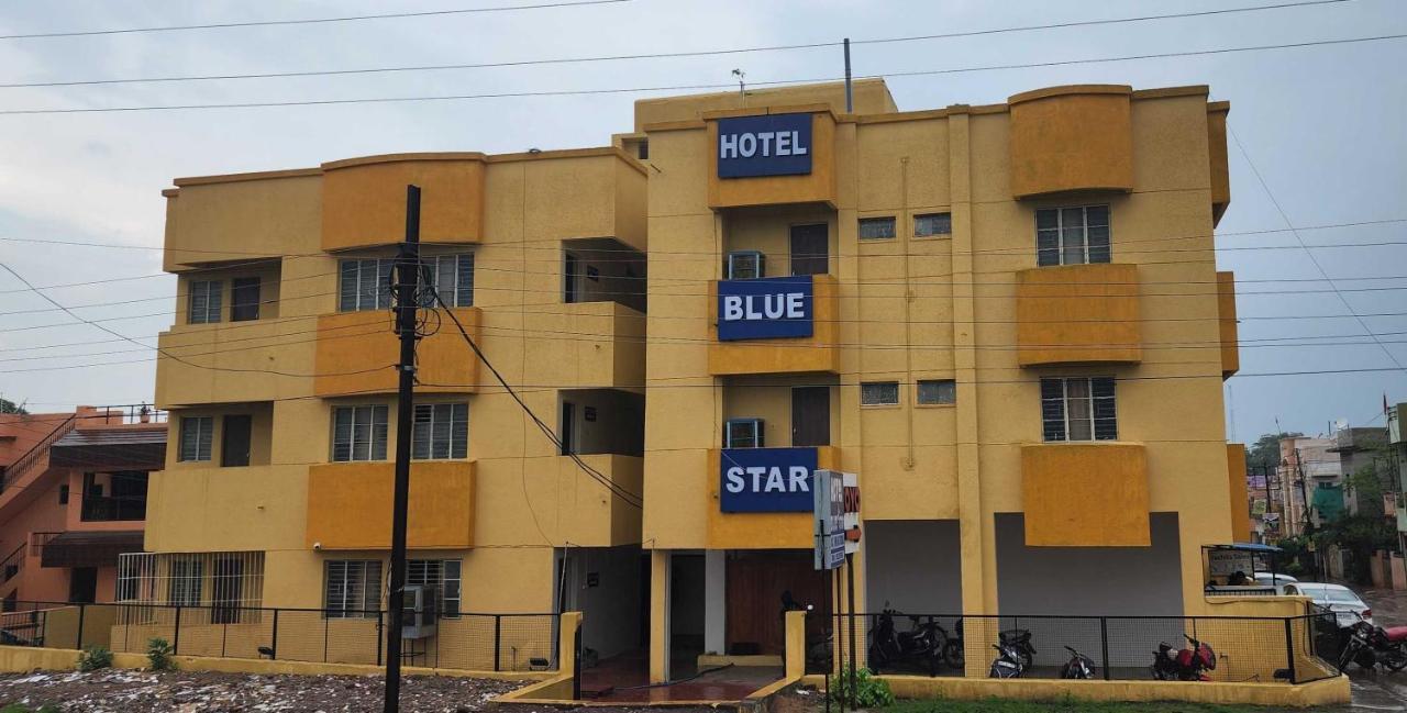 Hotel O Pop Hotel Blue Star ビラーイー エクステリア 写真