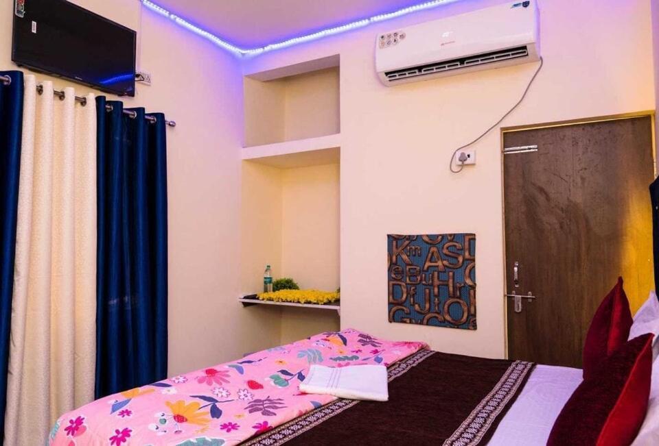 Hotel O Pop Hotel Blue Star ビラーイー エクステリア 写真